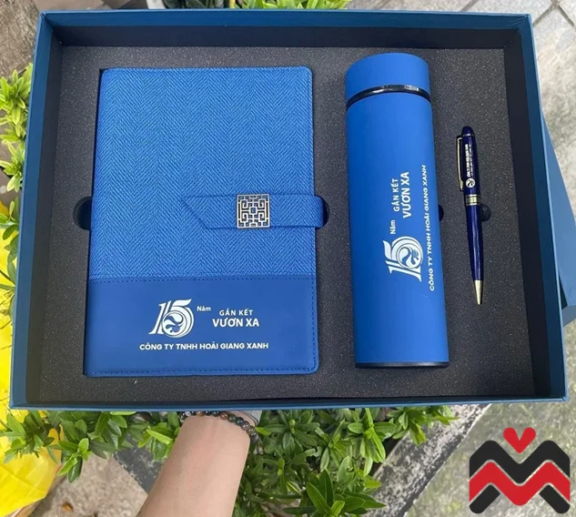 Set quà tặng hội nghị, hội thảo cao cấp gồm bút, sổ , bình giữ nhiệt